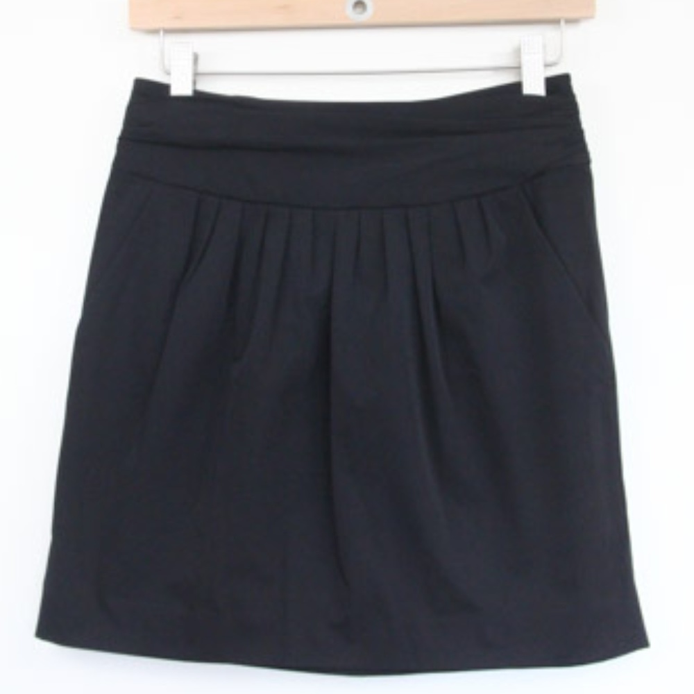 Diane Von Furstenberg Black Mini Skirt DVF Ginsberg sz 4 Women Pockets Short
